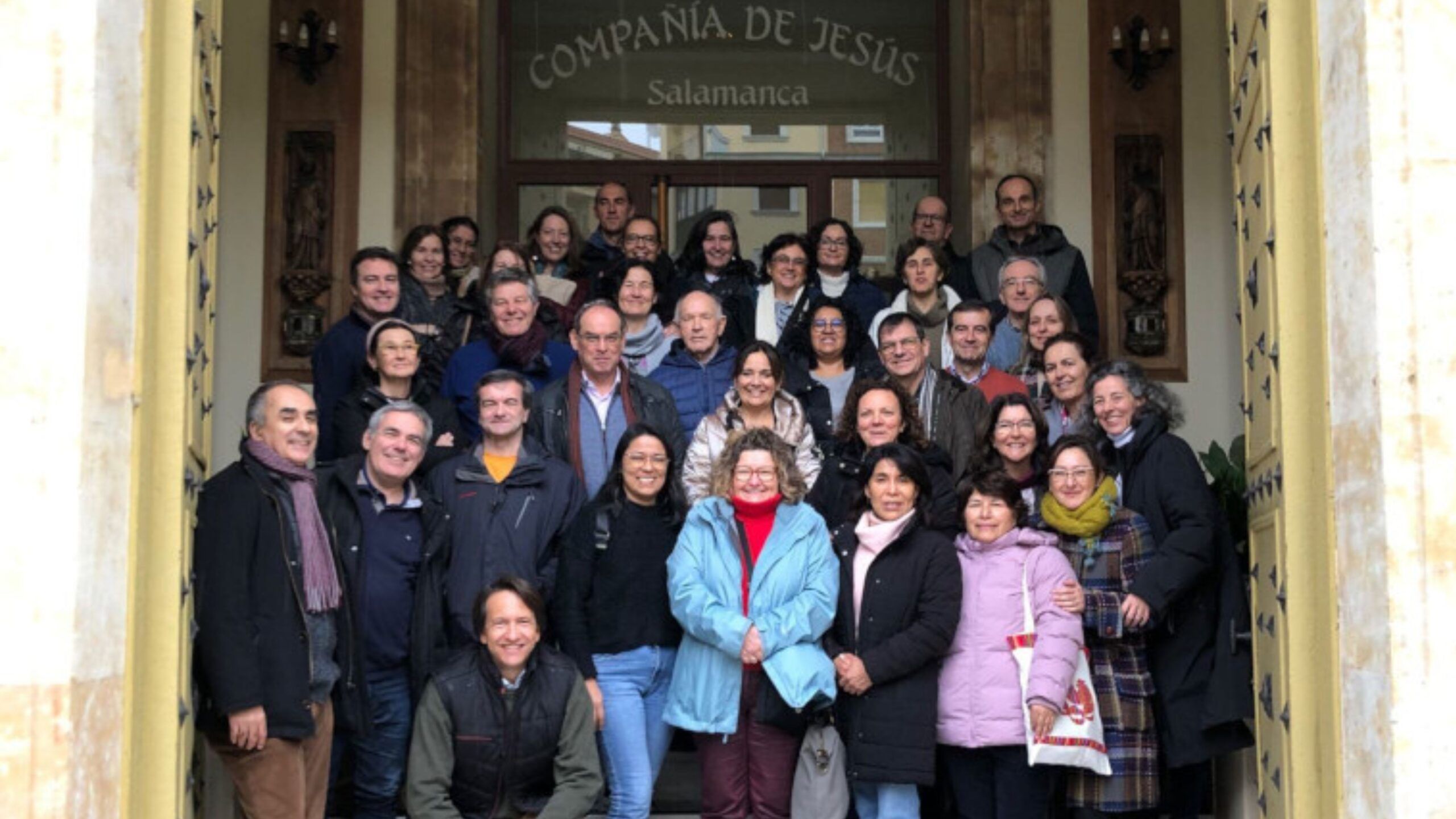 varios (37)